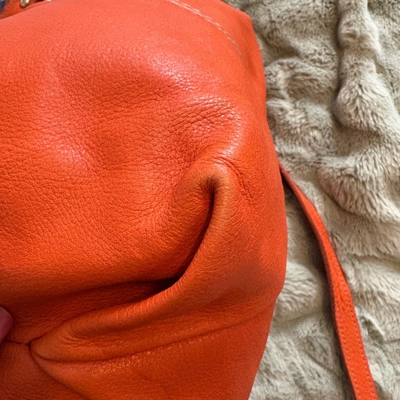 Roots Orange Leather Shoulder Bag - Picture 5 of 11